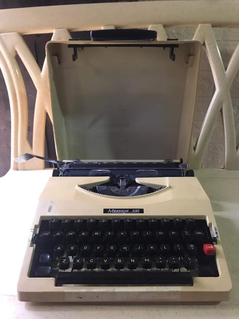 F/S: Messege 330 Typewriter (Category: Office & Business Technology) located in Bacoor. Submitted by piolo16 (Listing ID 1175318644, Image 1). Description: For Sale: Messege 330 Typewriter Ink: (Black,Neutral White) ✅ All Keys are Working ✅ Cover ✅ Ready to Used ✅ PRICE: 3.3K ✅ BACOOR AREA✅ Cash on Delivery/Pickup Via LBC Express / Lalamove ✅.