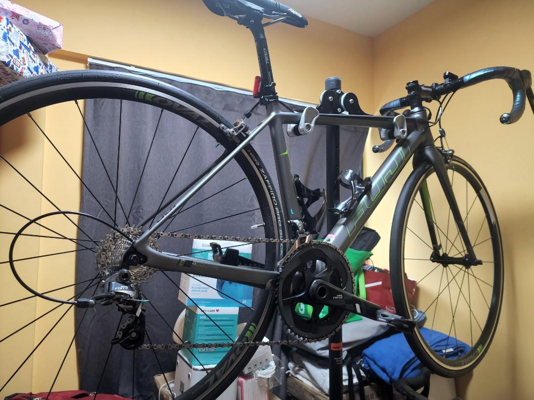 Fuji sl 2.3 shop disc road bike