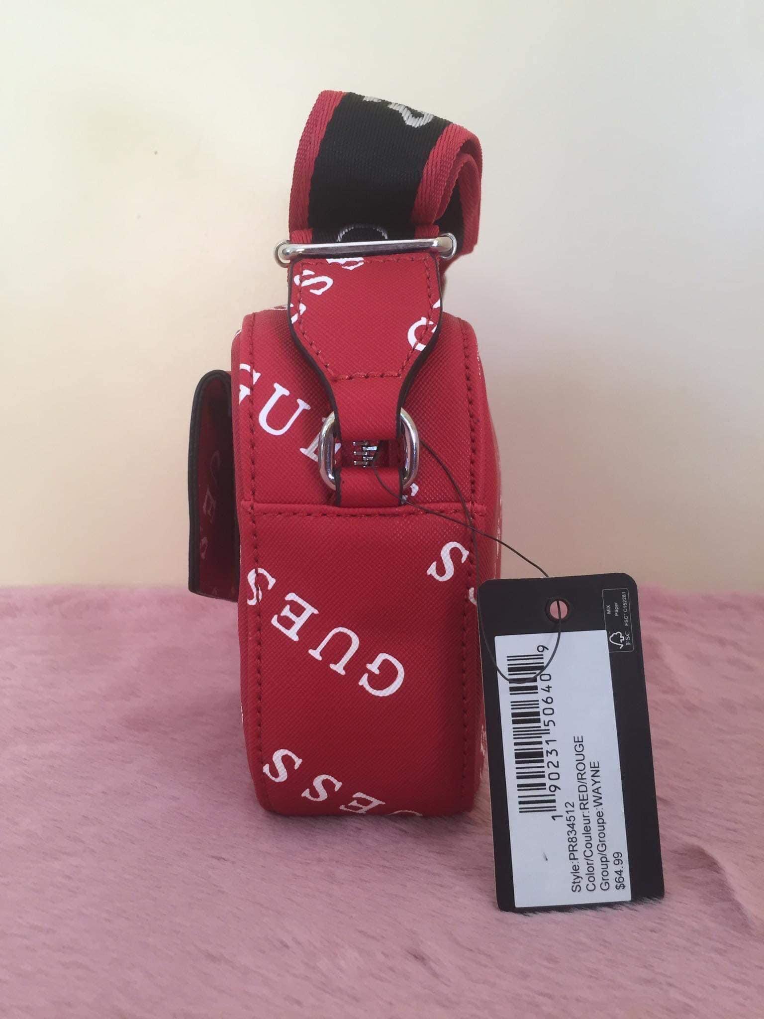 Guess Wayne Camera Crossbody, Women's Fashion, Bags & Wallets, Cross