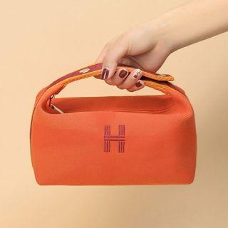 H Make-up pouch