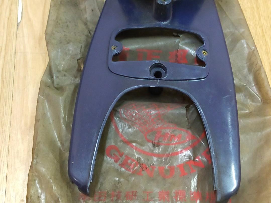 HEADLAMP COVER BARU HONDA C200 C201 (ADA DEFECT PECAH), Motorbikes on