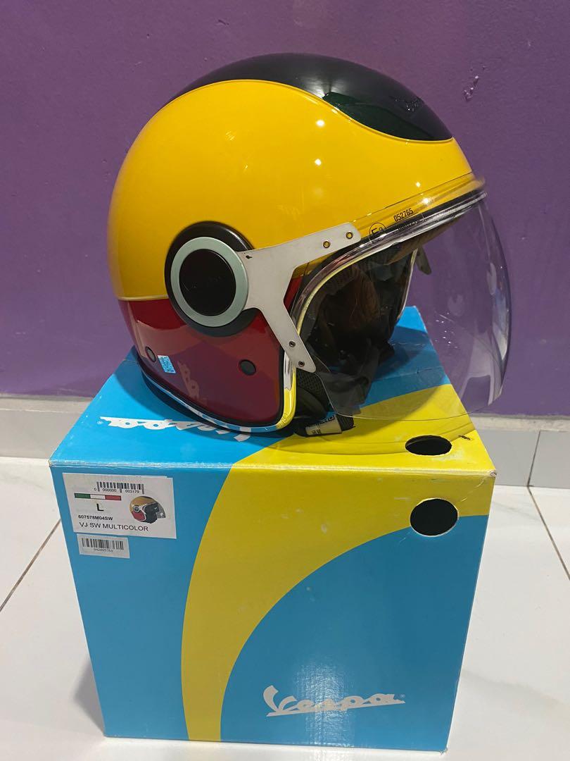 Helmet vespa sean wotherspoon size L Motorbikes on Carousell