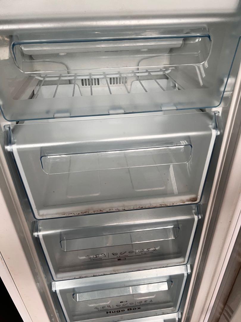 Hisense 176L Upright Freezer HR6VFF177A, TV & Home Appliances, Kitchen