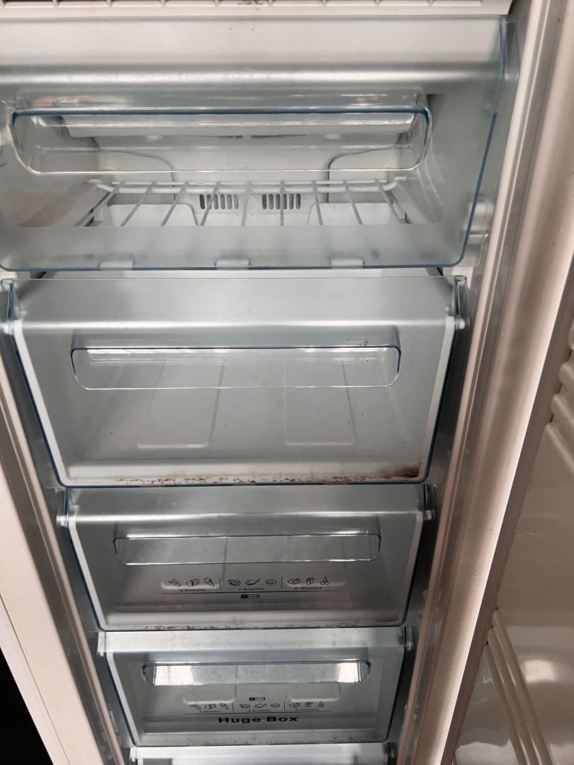Hisense 176L Upright Freezer HR6VFF177A, TV & Home Appliances, Kitchen