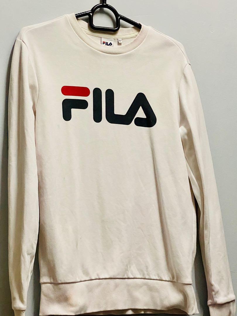 servet Biscuit Vakantie Hoodie Fila original, Women's Fashion, Coats, Jackets and Outerwear on  Carousell