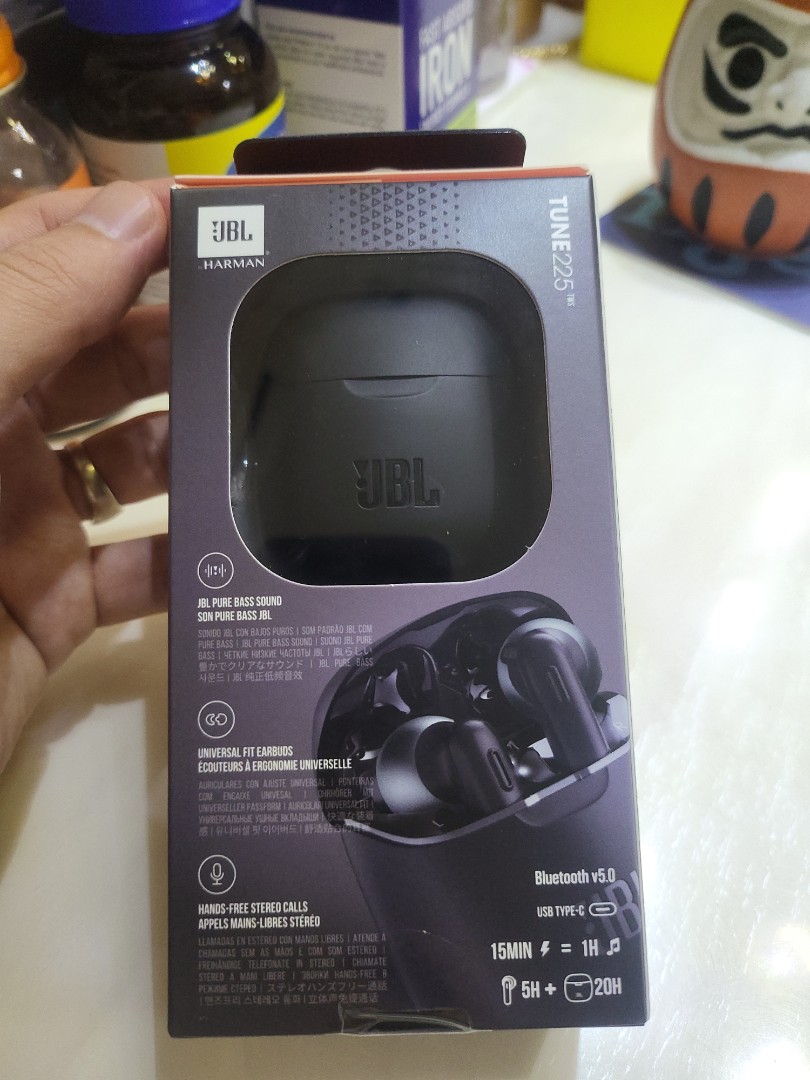 Jbl tune 225 tws, Audio, Earphones on Carousell