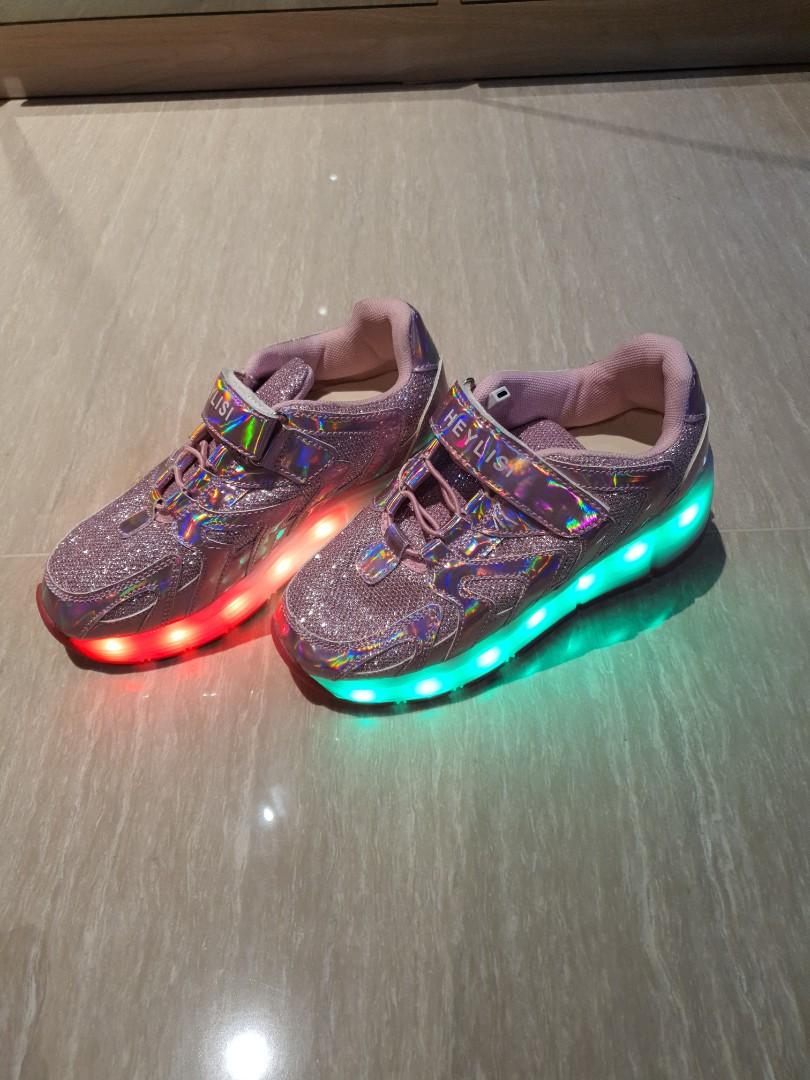 Led Heelys like skate shoes