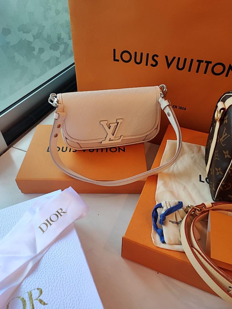 The Louis Vuitton Buci is such an underrated bag! #luxury #louisvuitto