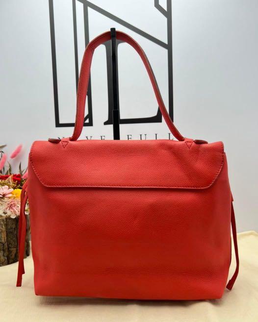 Lockme deals tote pm