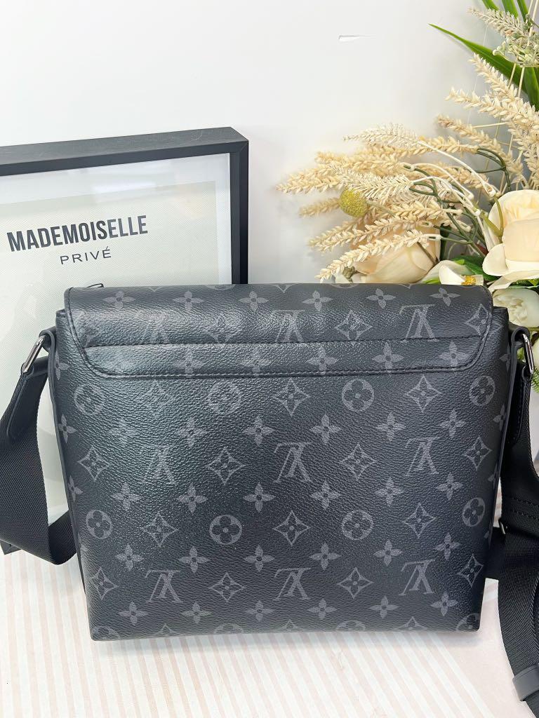 Louis Vuitton Monogram Black Eclipse District PM Messenger Bag (2017)