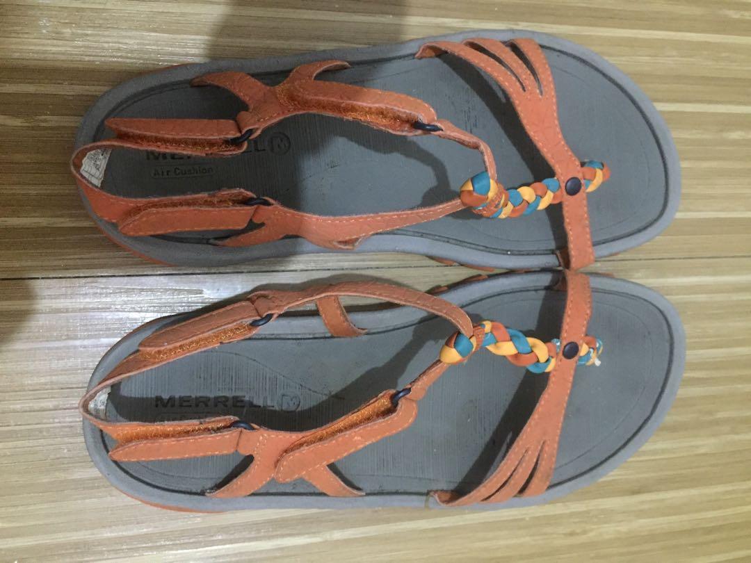 merrell air cushion walking shoes