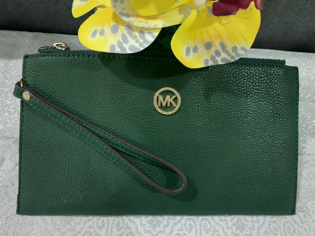 Michael Kors Green Leather Clutch, Luxury, Bags & Wallets on Carousell