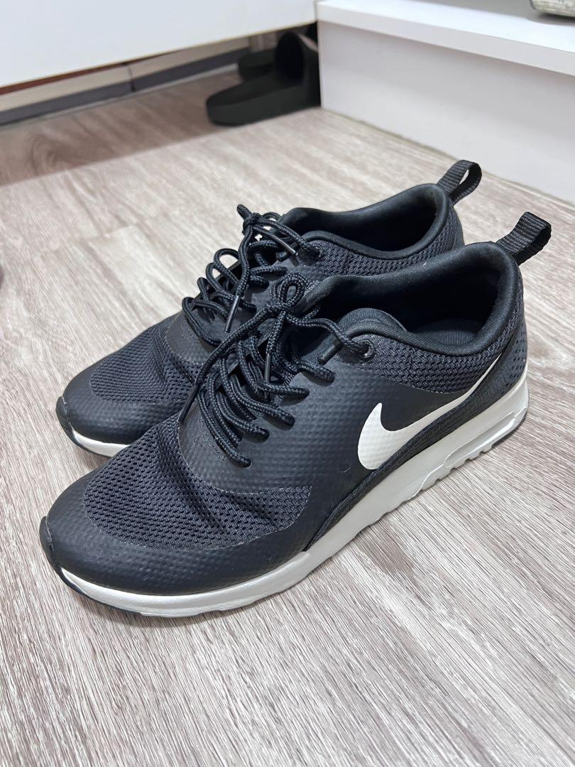 Nike air max thea store worn