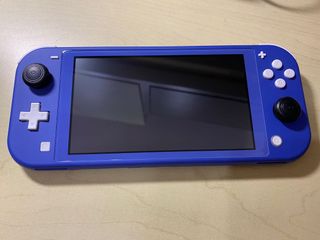 (Category: ) located in . Submitted by Cocadonut (Listing ID 1175410584, Image 1). Description: .