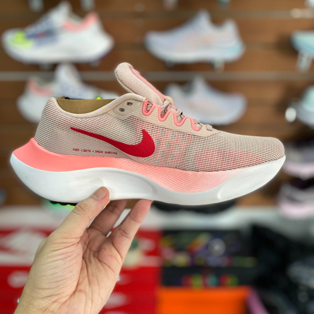 Nike zoom fly women's cheap pink