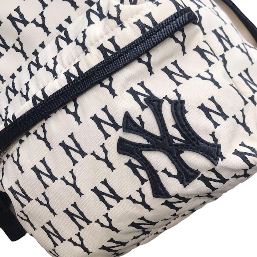 MLB Loungefly Mini Backpack New York Yankees Patches, 43 OFF