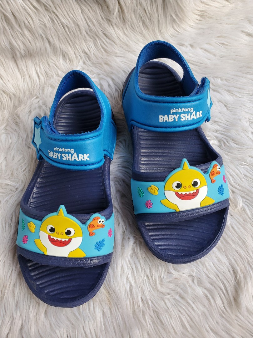 PINKFONG Baby Shark Sandals Lightweight Velcro size 18CM, Babies & Kids