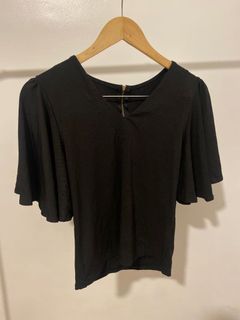(Category: ) located in . Submitted by nomnomgopreloved (Listing ID 1175377424, Image 1). Description: .