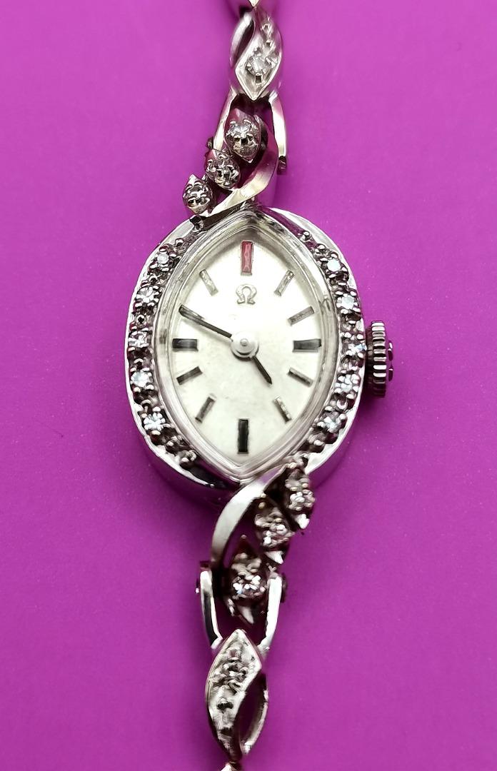 Rare vintage Omega 14k solid white gold lady cocktail watch