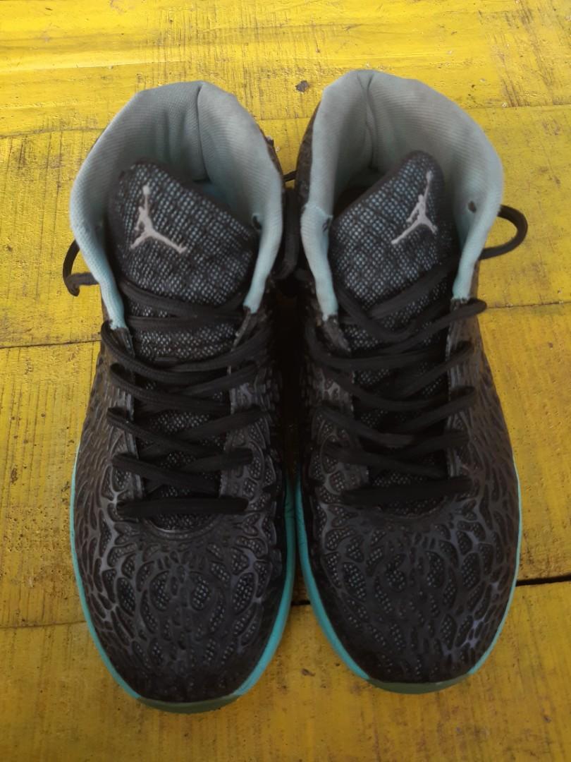 Sepatu basket deals nike jordan