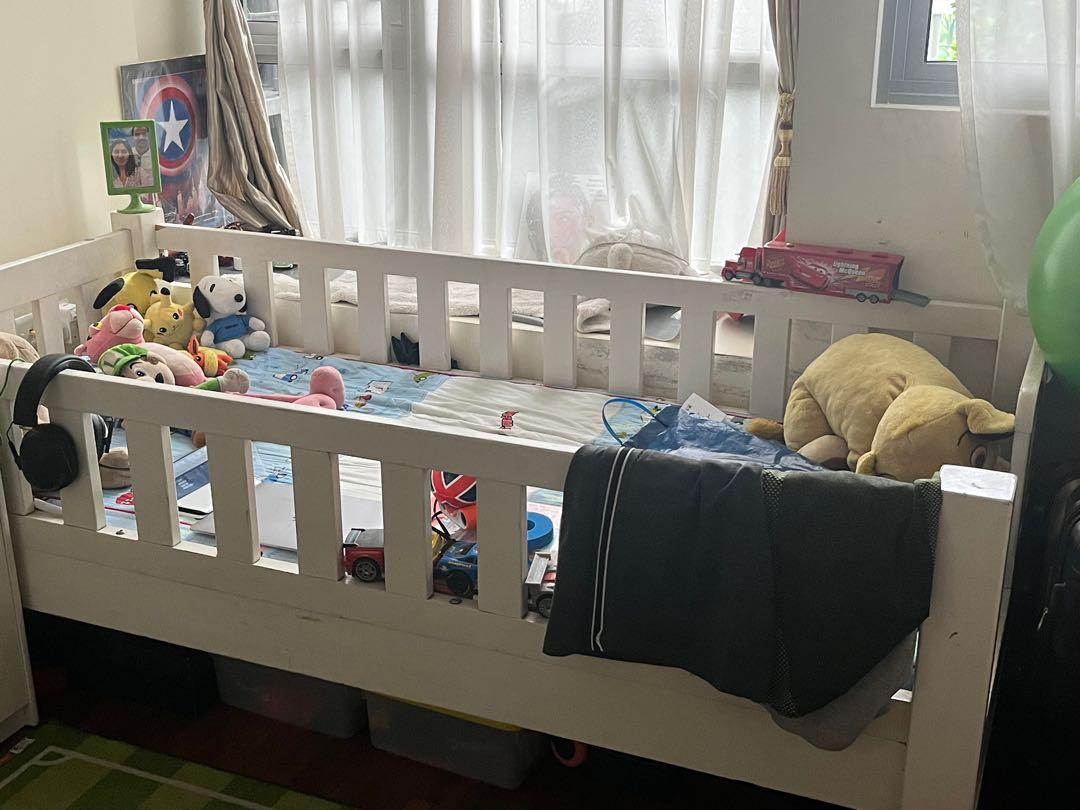 Two cots part of bunk bed, Babies & Kids, Baby Nursery & Kids Furniture