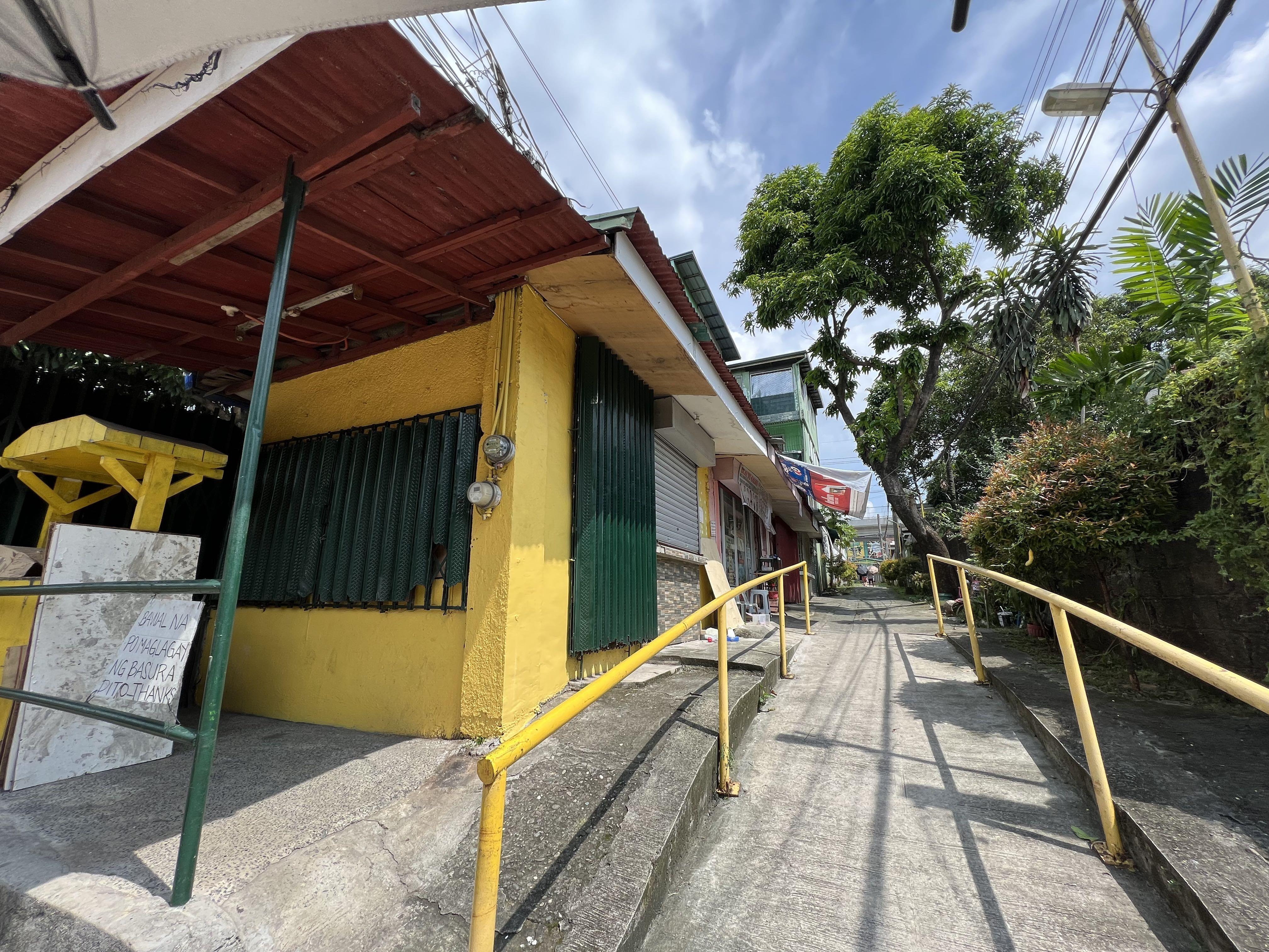 COMMERCIAL UNIT for RENT (canteen/store/water station, laundry station