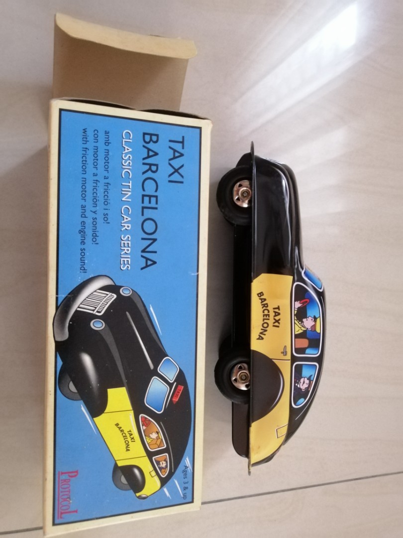 Vintage tin toy Barcelona taxi, Hobbies & Toys, Collectibles