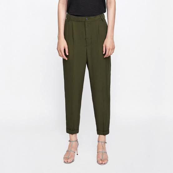 🔥markdown🔥Zara High Waisted Pants olive green, Women's Fashion, Bottoms,  Other Bottoms on Carousell