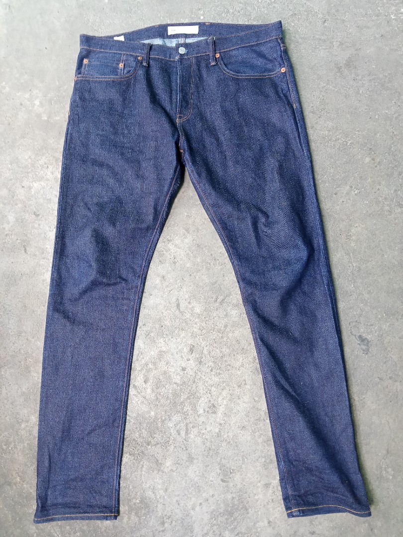 38 gap selvedge jeans, Men's Fashion, Bottoms, Jeans on Carousell