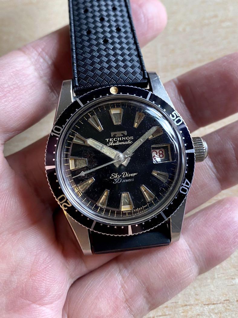 500M Technos Sky Diver 30 Jewels gilt