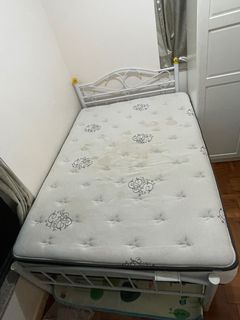 （分類：）位於 。 由 iantheo 提交（商品編號 1170411595，圖片 1）。簡介： 。