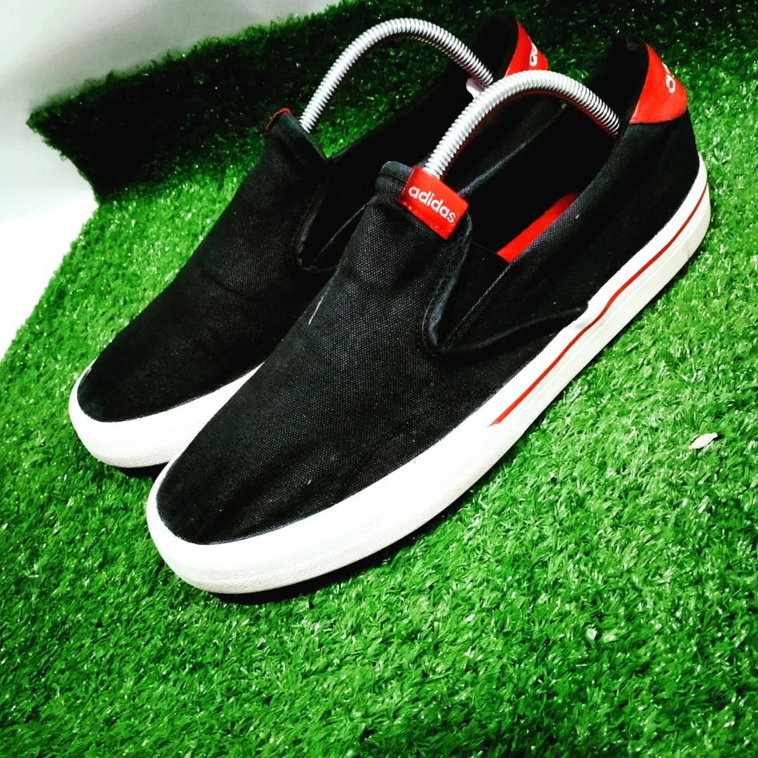 Harga sepatu adidas hotsell slip on original