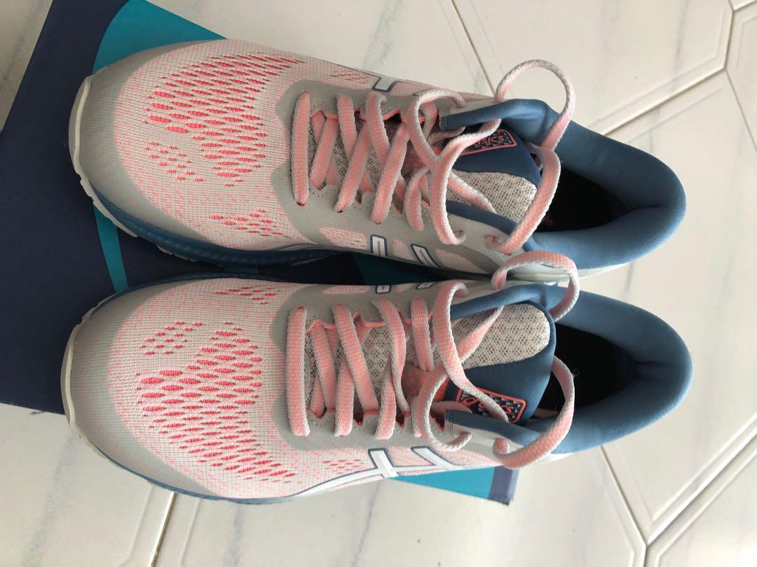 Asics Gel-Kayano 26 Women Us7.5, Women'S Fashion, Footwear, Sneakers On  Carousell