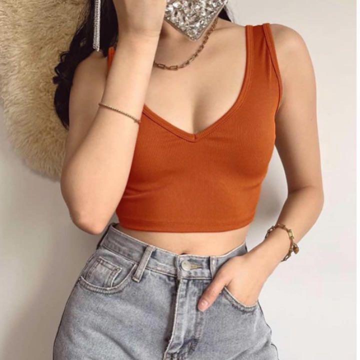 Baddie V-Shaped Tank Top/Crop Top, Women's Fashion, Tops, Others Tops on  Carousell
