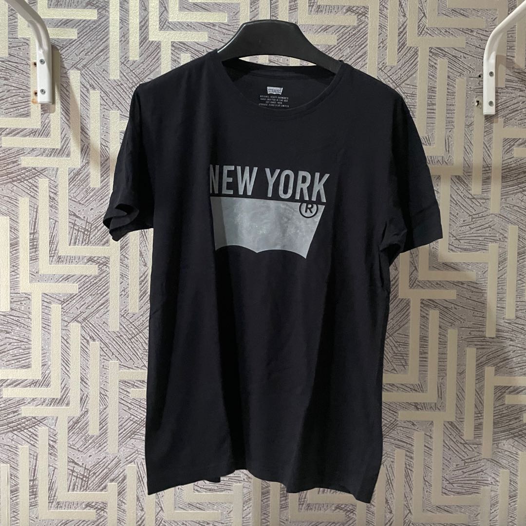 Best Seller Levis New York Tee/Kaos 