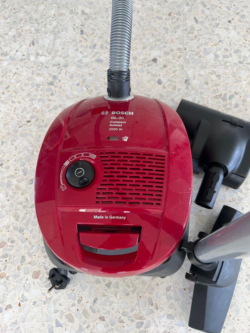 Bosch vacuum cleaner, TV & Home Appliances, Vacuum Cleaner