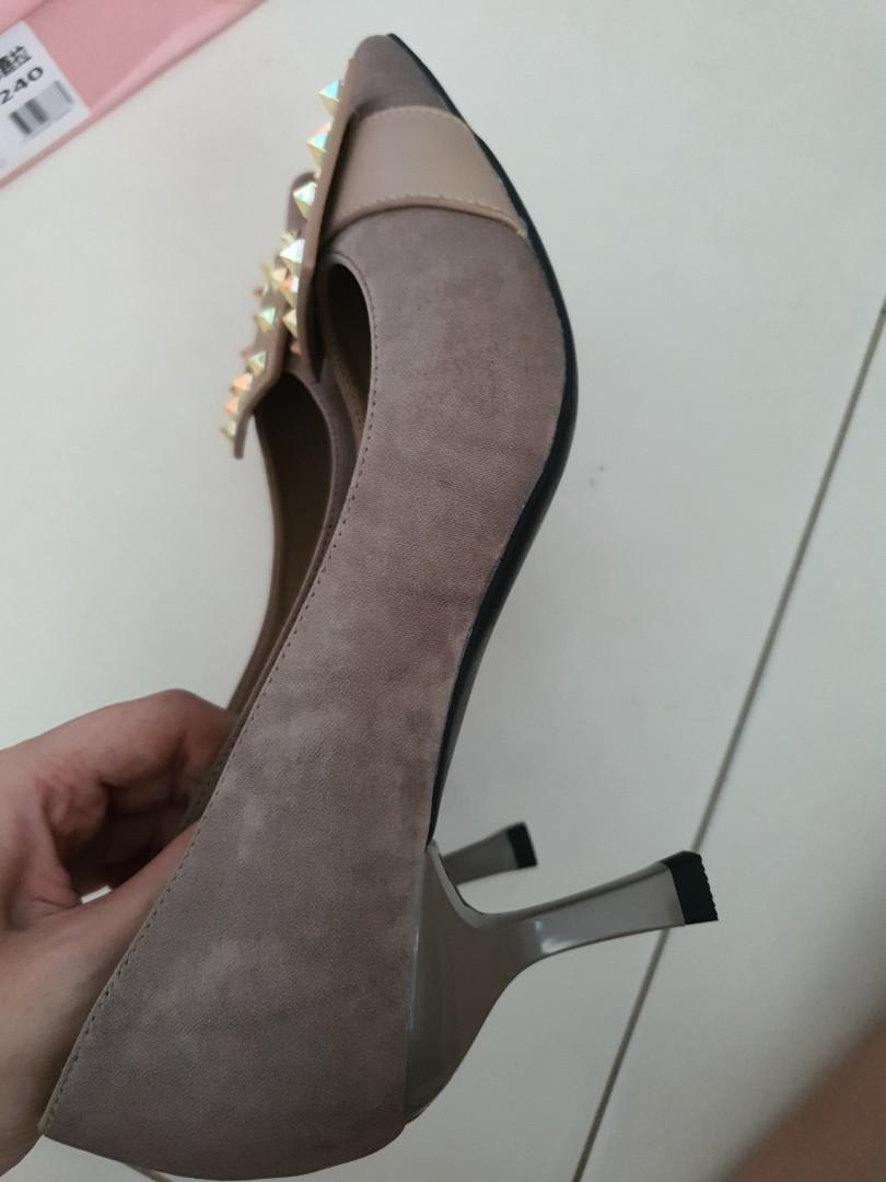 brown heels uk