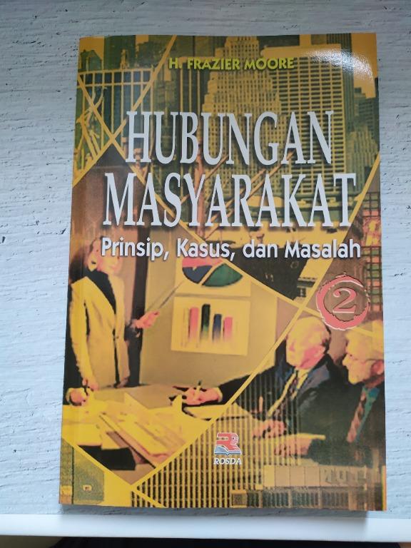 Buku Hubungan Masyarakat Prinsip, Kasus & Masalah (2 seri), Buku