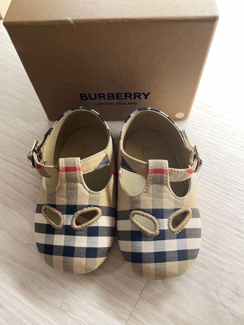 Burberry baby shoes size 19