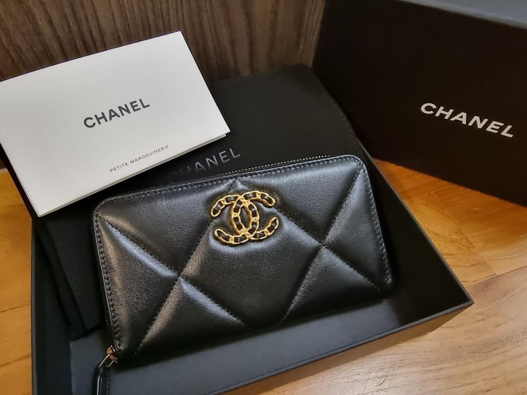 Chanel 19 on sale zip wallet
