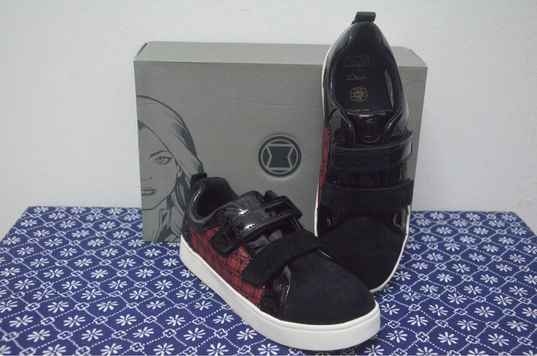 Clarks avengers outlet