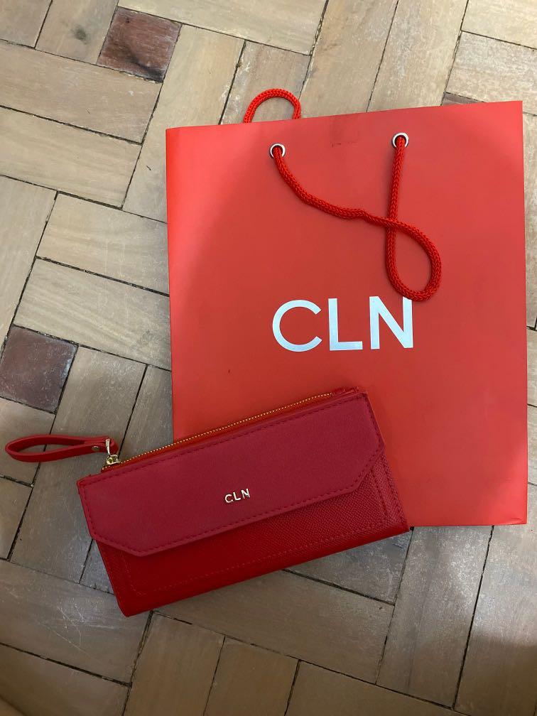 CLN paper bag 💗, Women's Fashion, Bags & Wallets on Carousell