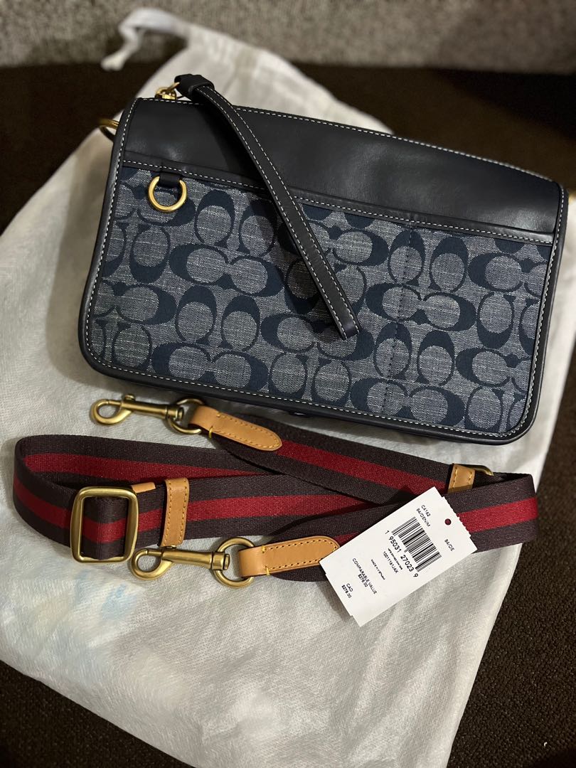 COACH Crossbody Denim Bag, Barang Mewah, Tas & Dompet di Carousell