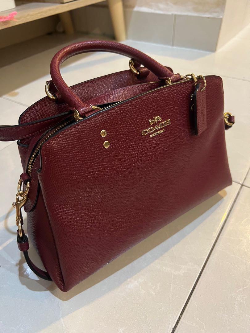 Coach lillie carryall 2025 red