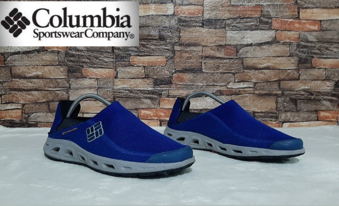 COLUMBIA VENT SLIP ON Men s Fashion Activewear on Carousell