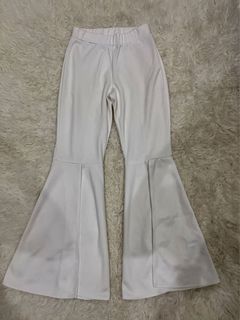 (Kategori: ) berada di . Dikirim oleh chyllvia (ID iklan 1170271356, Gambar 1). Deskripsi: .