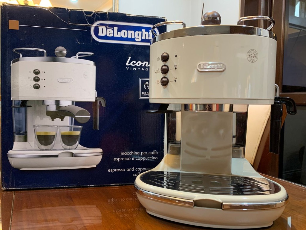 DeLonghi ECO 310 Icona Vintage Series Espresso Cappuccino Machine