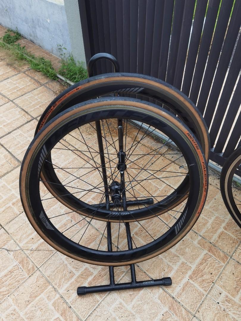 Deuter F3 45mm Carbon Wheelset Sports Equipment Bicycles Parts
