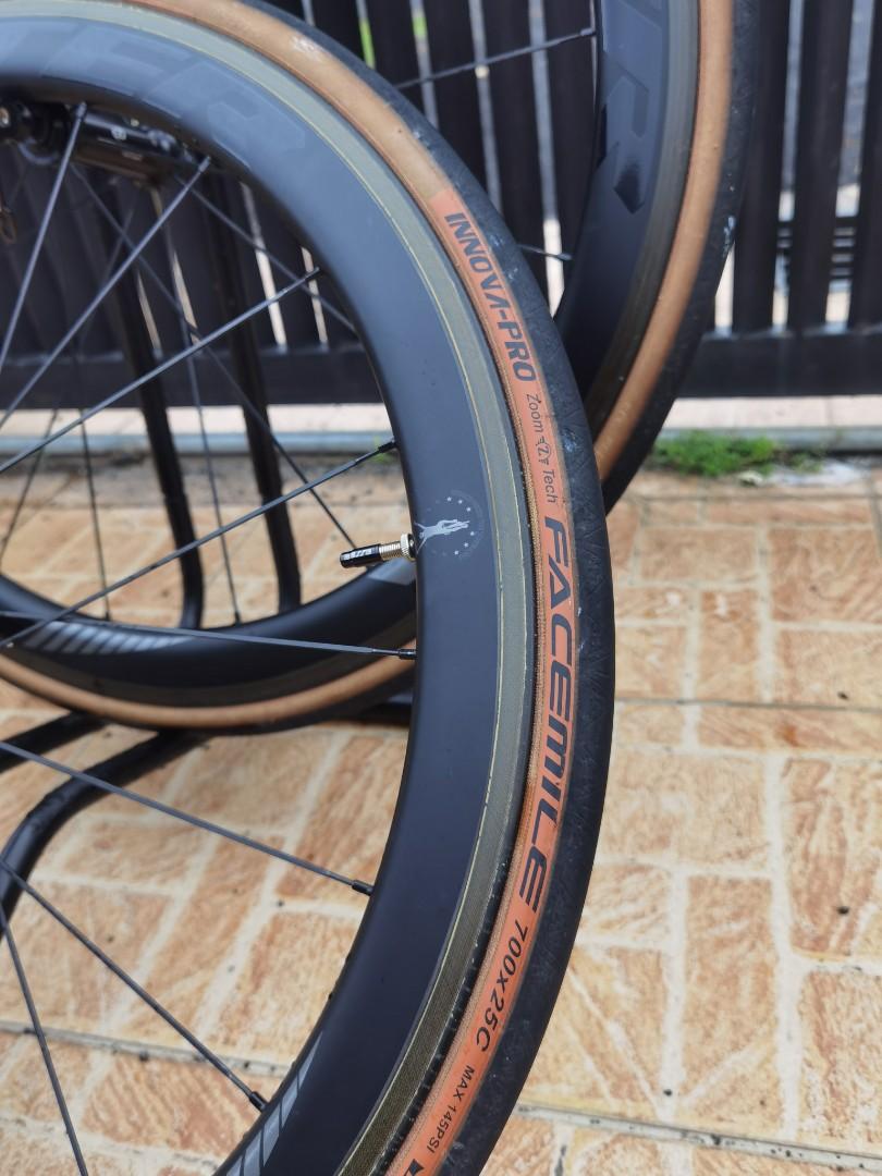 Deuter F3 45mm Carbon Wheelset, Sports Equipment, Bicycles & Parts