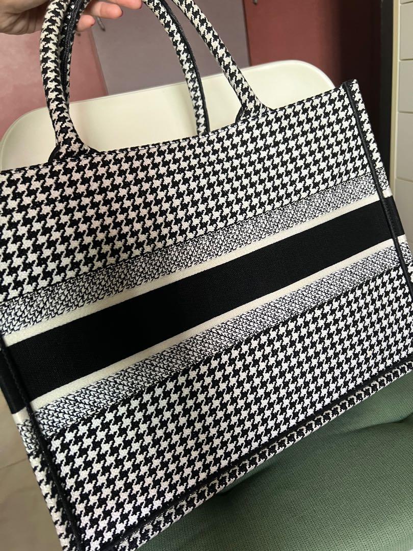 Medium Dior Book Tote Black and White Houndstooth Embroidery (36 x 27.5 x  16.5 cm)